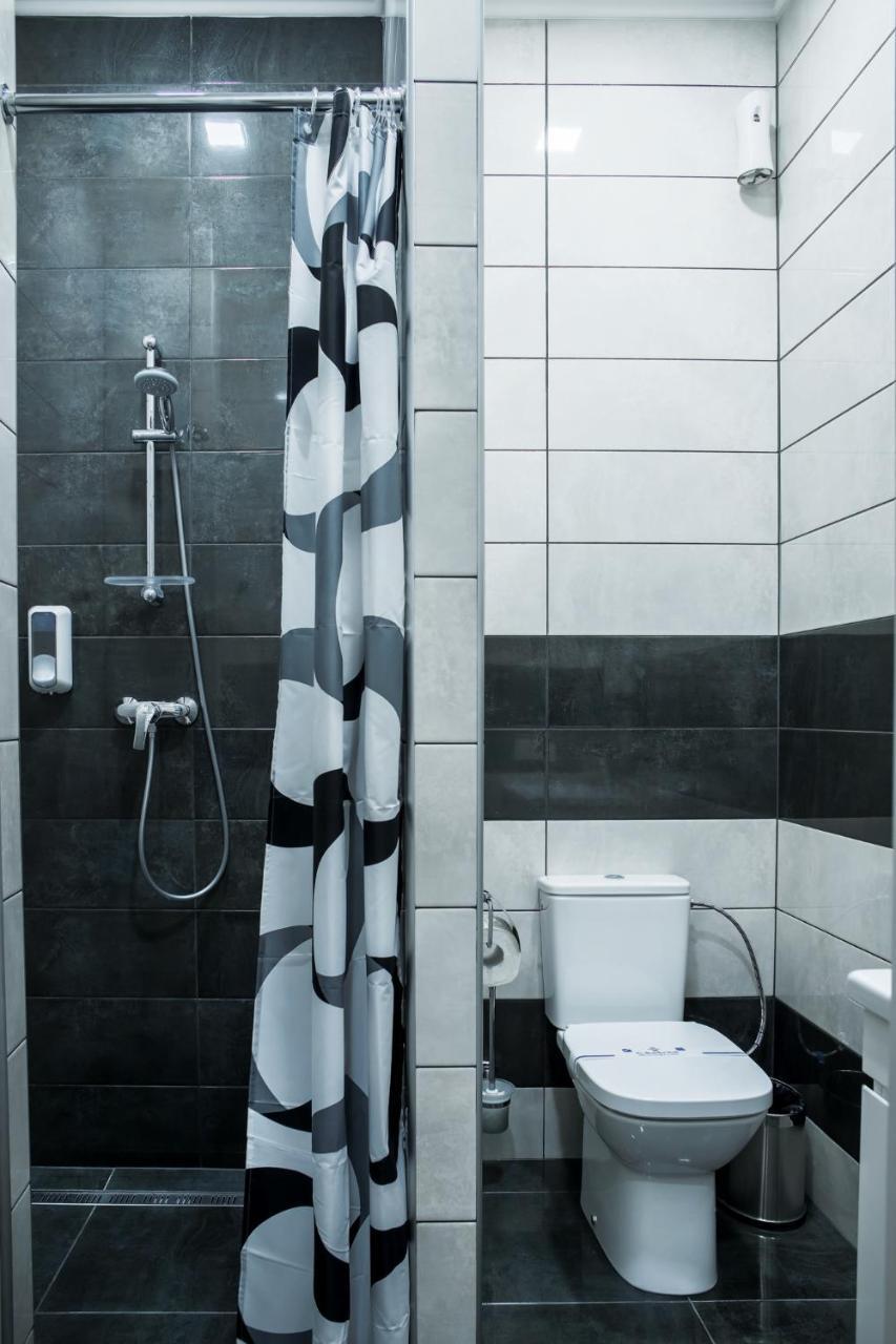 Mini Hotel Barvy Lvova On Horodotska St. エクステリア 写真