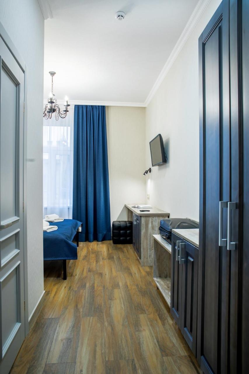 Mini Hotel Barvy Lvova On Horodotska St. エクステリア 写真